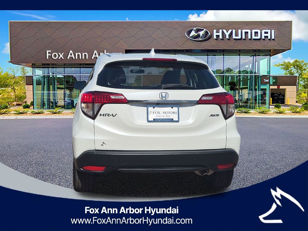 Used 2021 Honda HR-V LX image 4