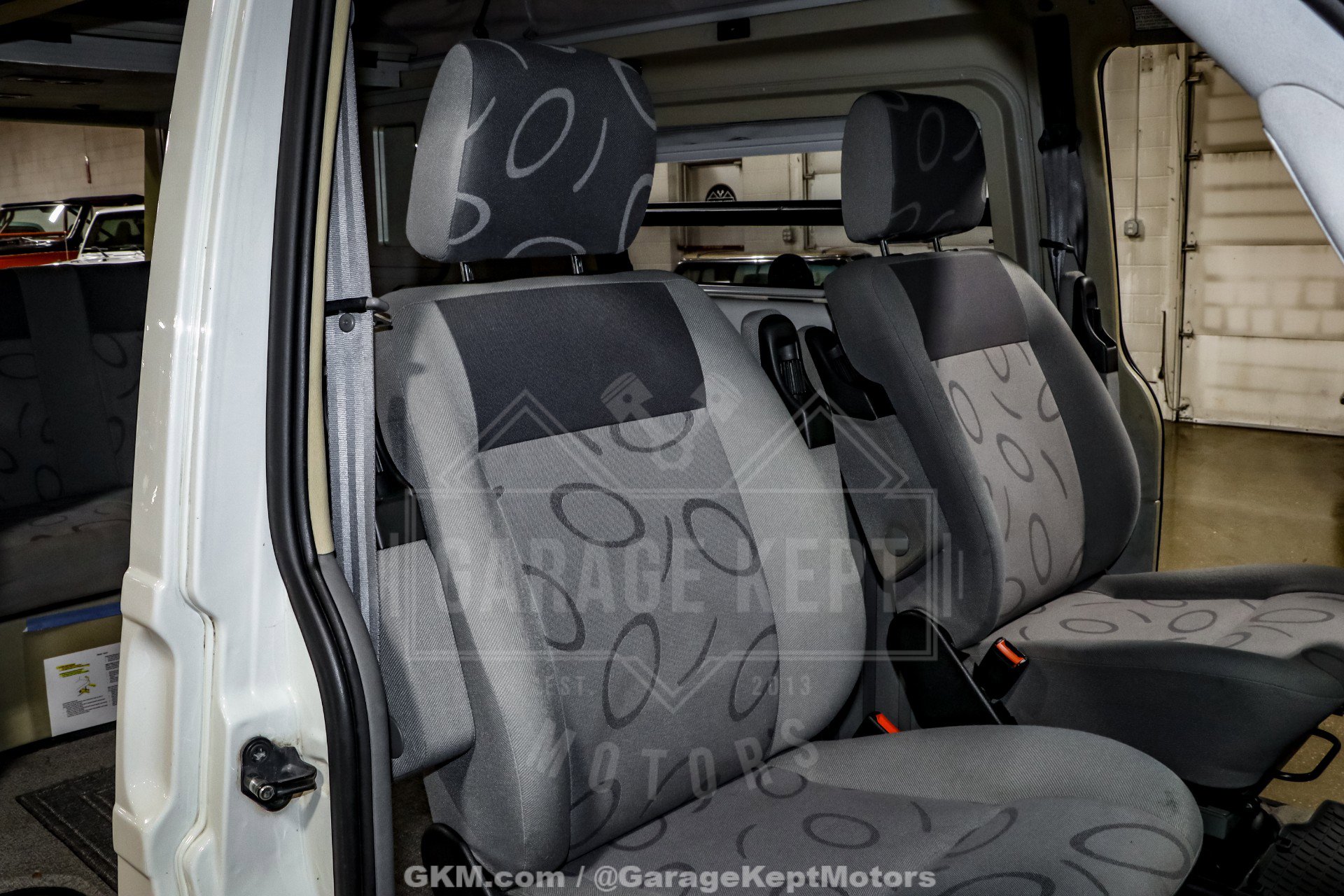 Used 2003 Volkswagen Eurovan MV image 75