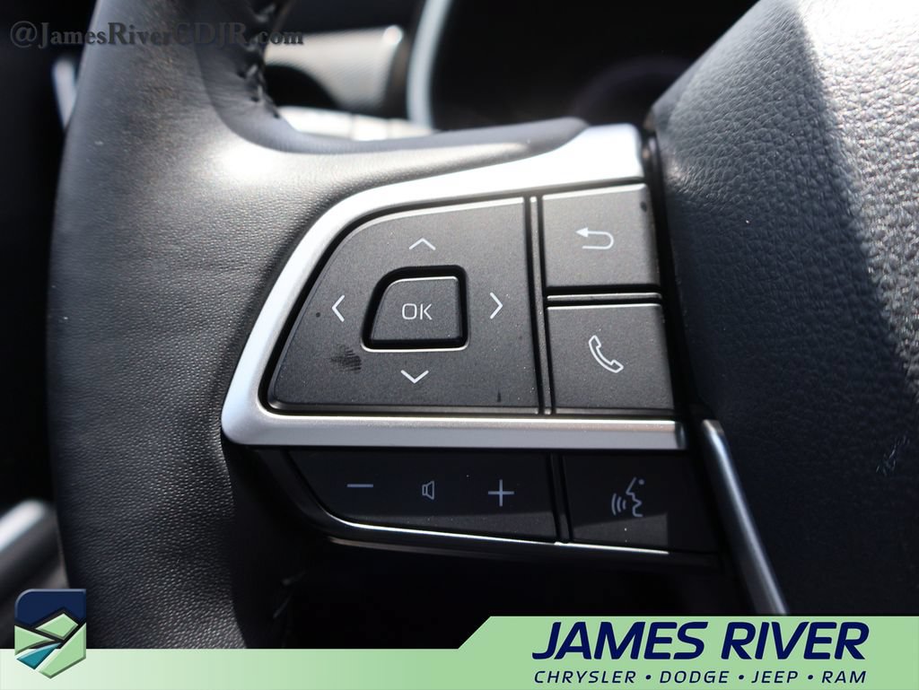 Used 2025 Toyota Highlander XSE AWD/4WD image 28