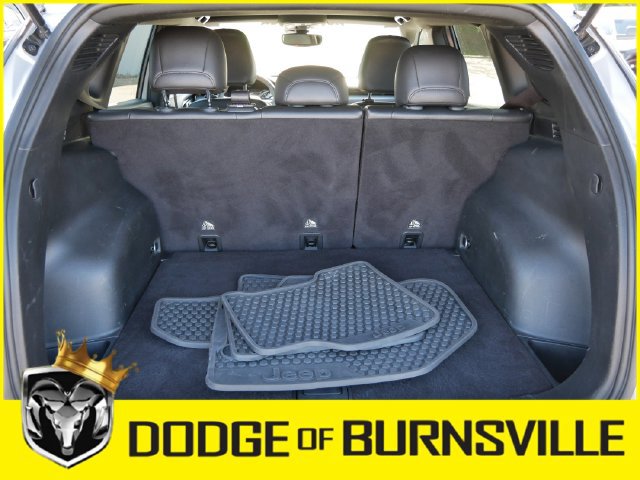 Used 2024 Jeep Compass Trailhawk AWD/4WD image 10