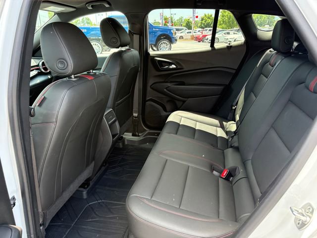 Used 2025 Chevrolet Trax RS w/ Driver Confidence Package FWD image 24