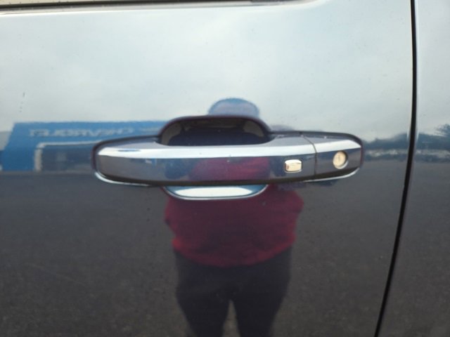 Used 2020 Chevrolet Silverado 2500 LT w/ Convenience Package image 40