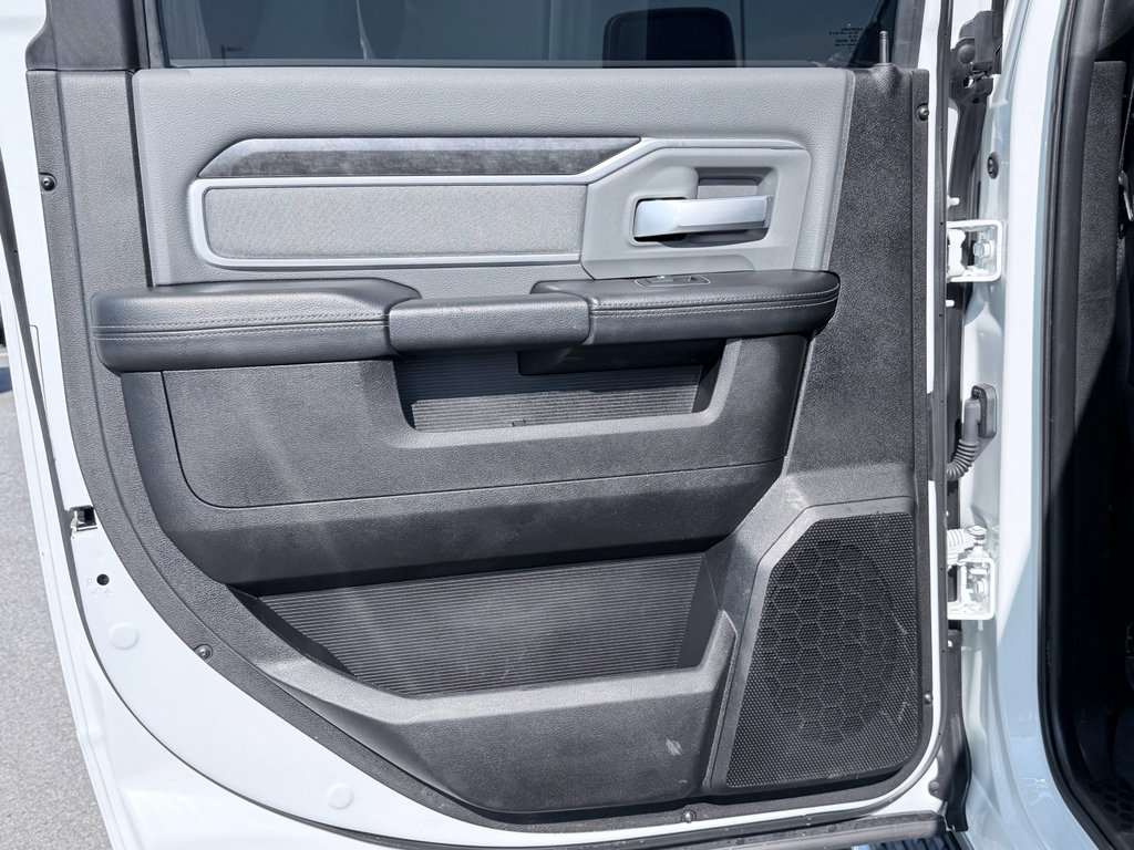 Used 2023 RAM 3500 Big Horn w/ Level 1 Equipment Group image 30