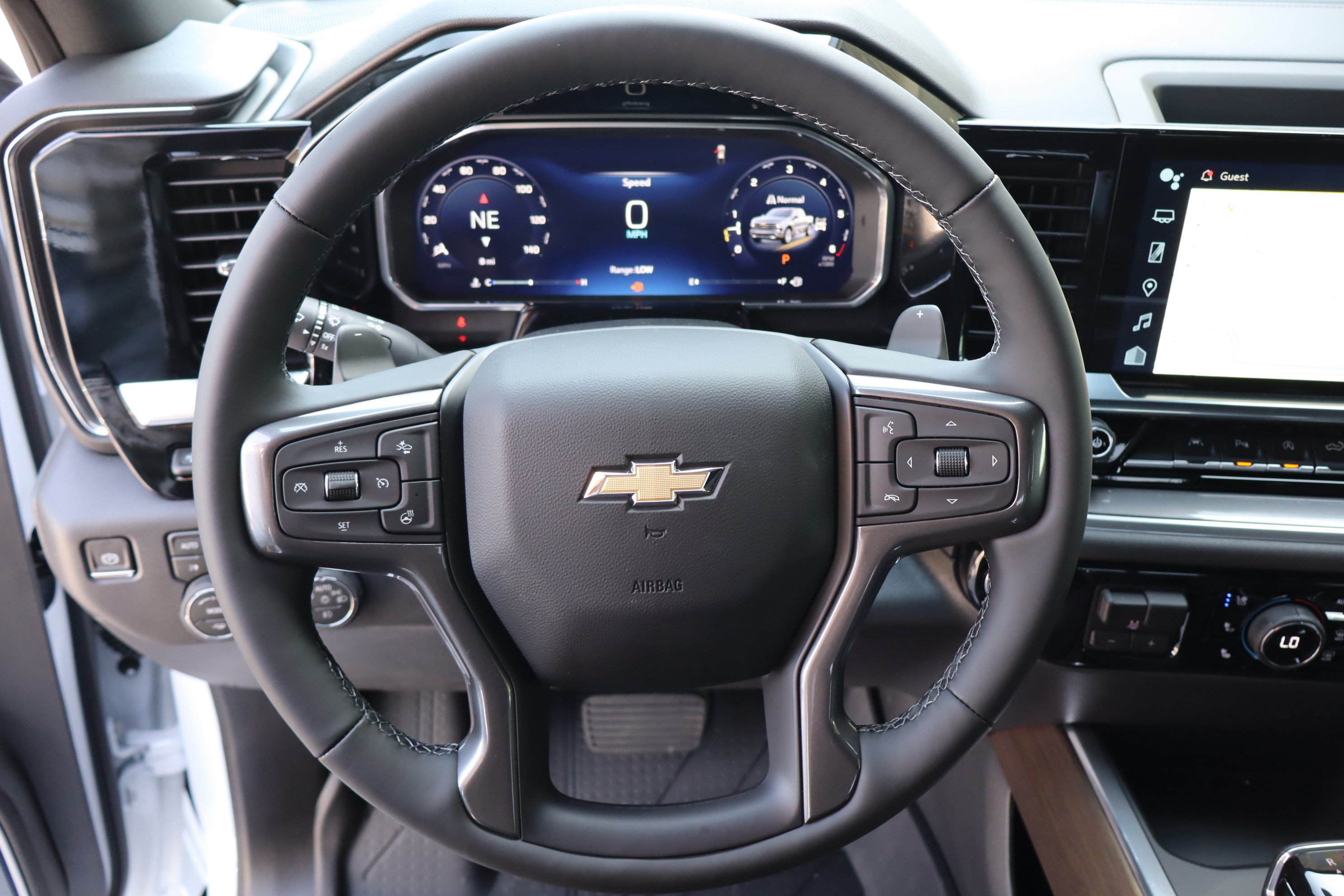 New 2026 Chevrolet Silverado 1500 High Country w/ High Country Premium Package AWD/4WD image 16