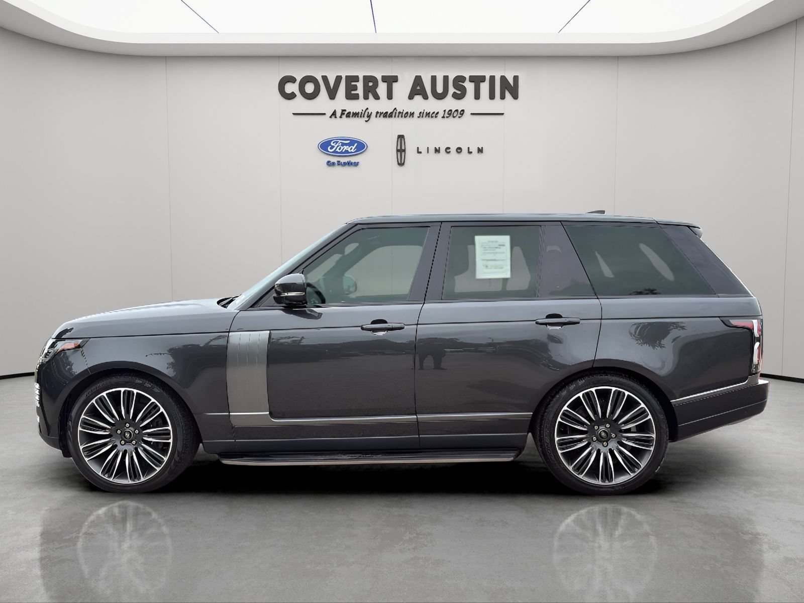 Used 2021 Land Rover Range Rover Westminster Edition AWD/4WD image 2