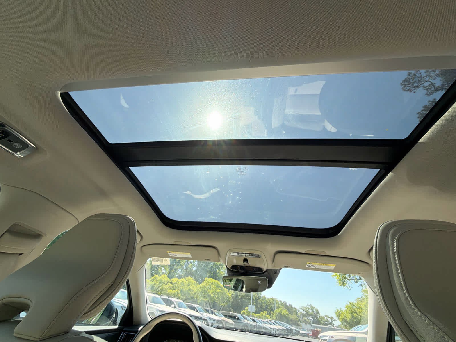 Used 2019 Volvo S60 T6 Inscription image 22