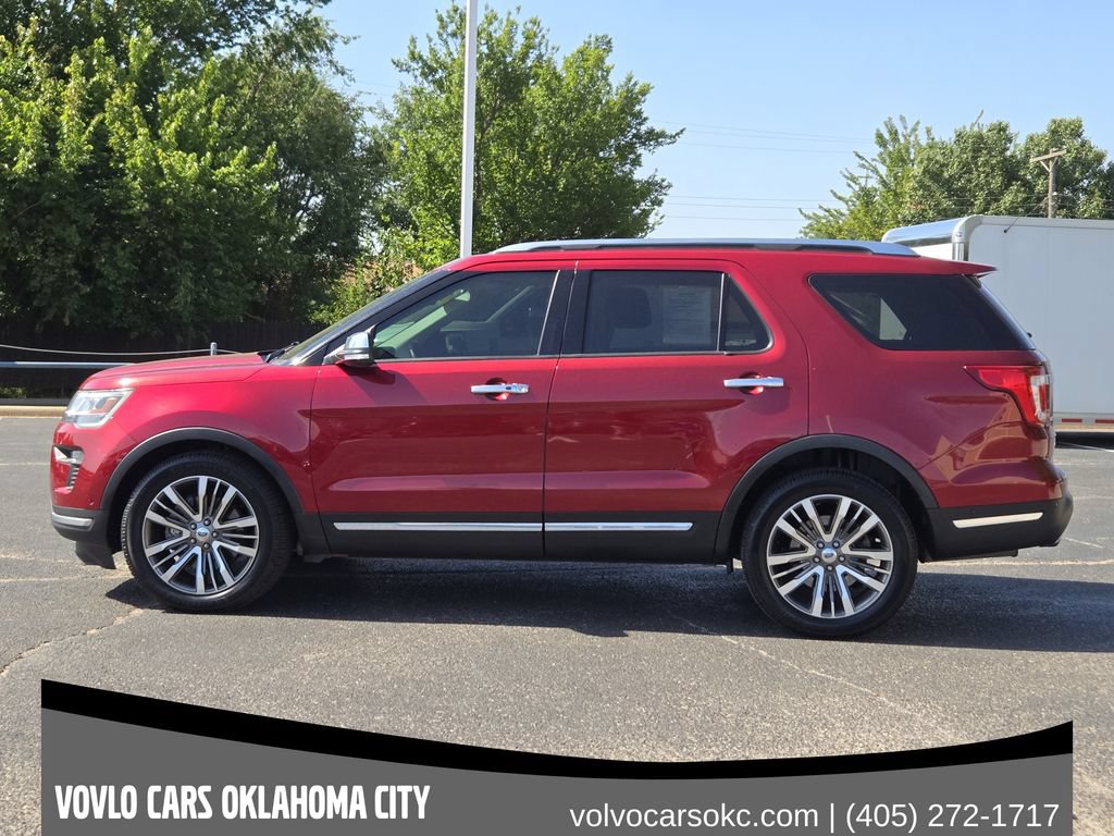 Used 2019 Ford Explorer Platinum AWD/4WD image 3