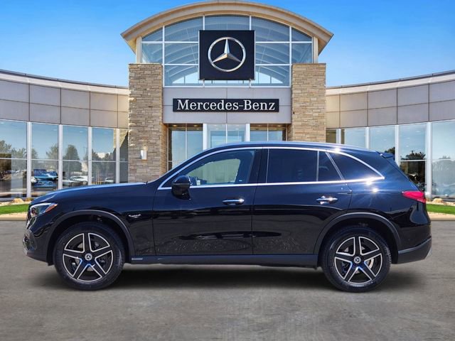 Certified 2026 Mercedes-Benz GLC 300 4MATIC image 2