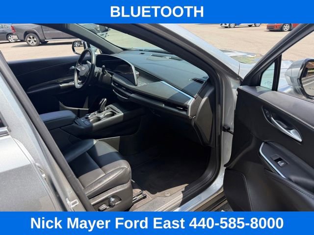 Used 2025 Cadillac XT4 Premium Luxury AWD/4WD image 25