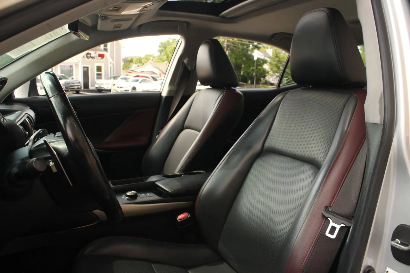 Used 2017 Lexus IS 200t RWD image 16