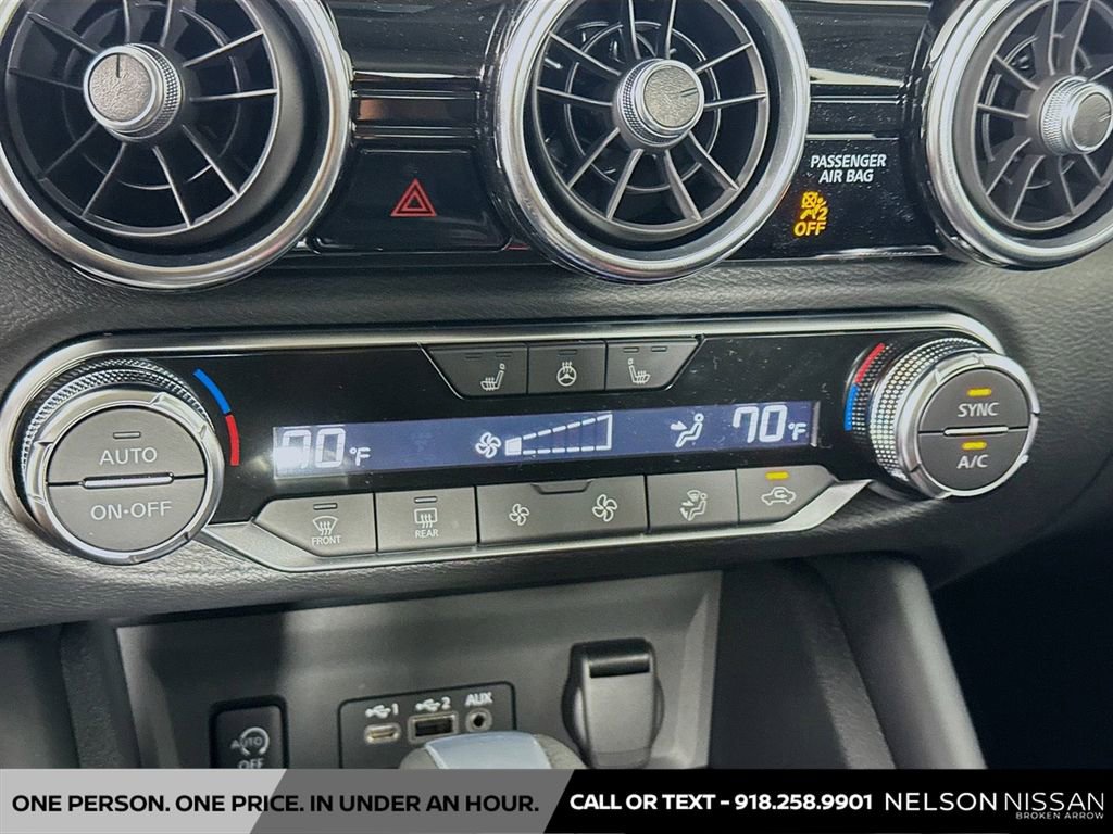 New 2025 Nissan Sentra SR w/ SR Premium Package image 15