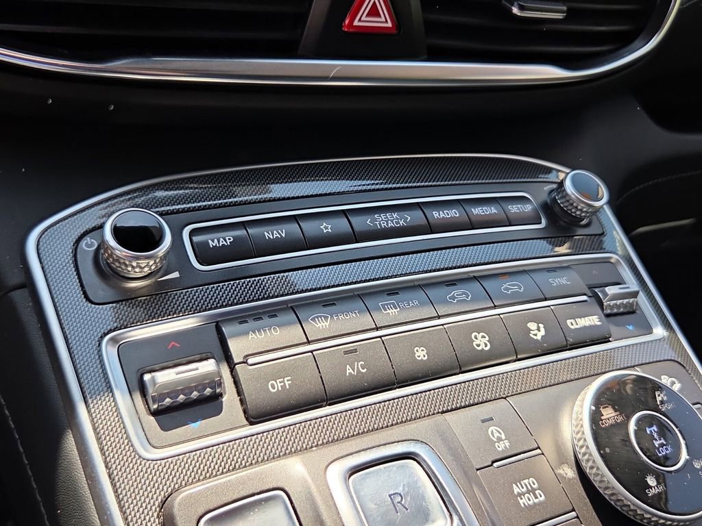 Used 2021 Hyundai Santa Fe Limited w/ Cargo Package image 23