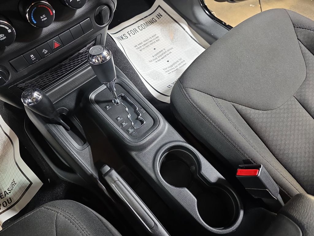 Used 2018 Jeep Wrangler Willys Wheeler image 22