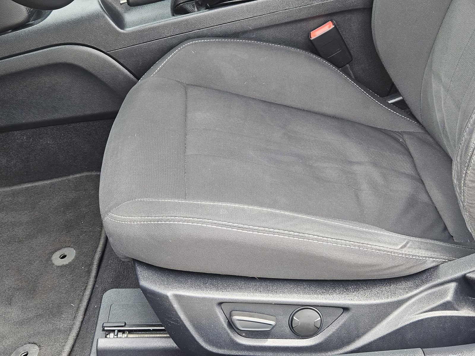 Used 2020 Ford Mustang Coupe w/ Equipment Group 101A RWD image 27