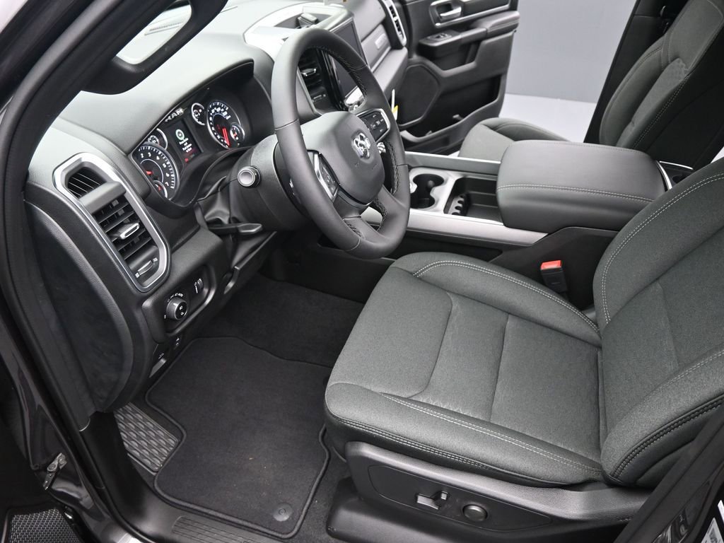 New 2025 RAM 1500 Big Horn image 9
