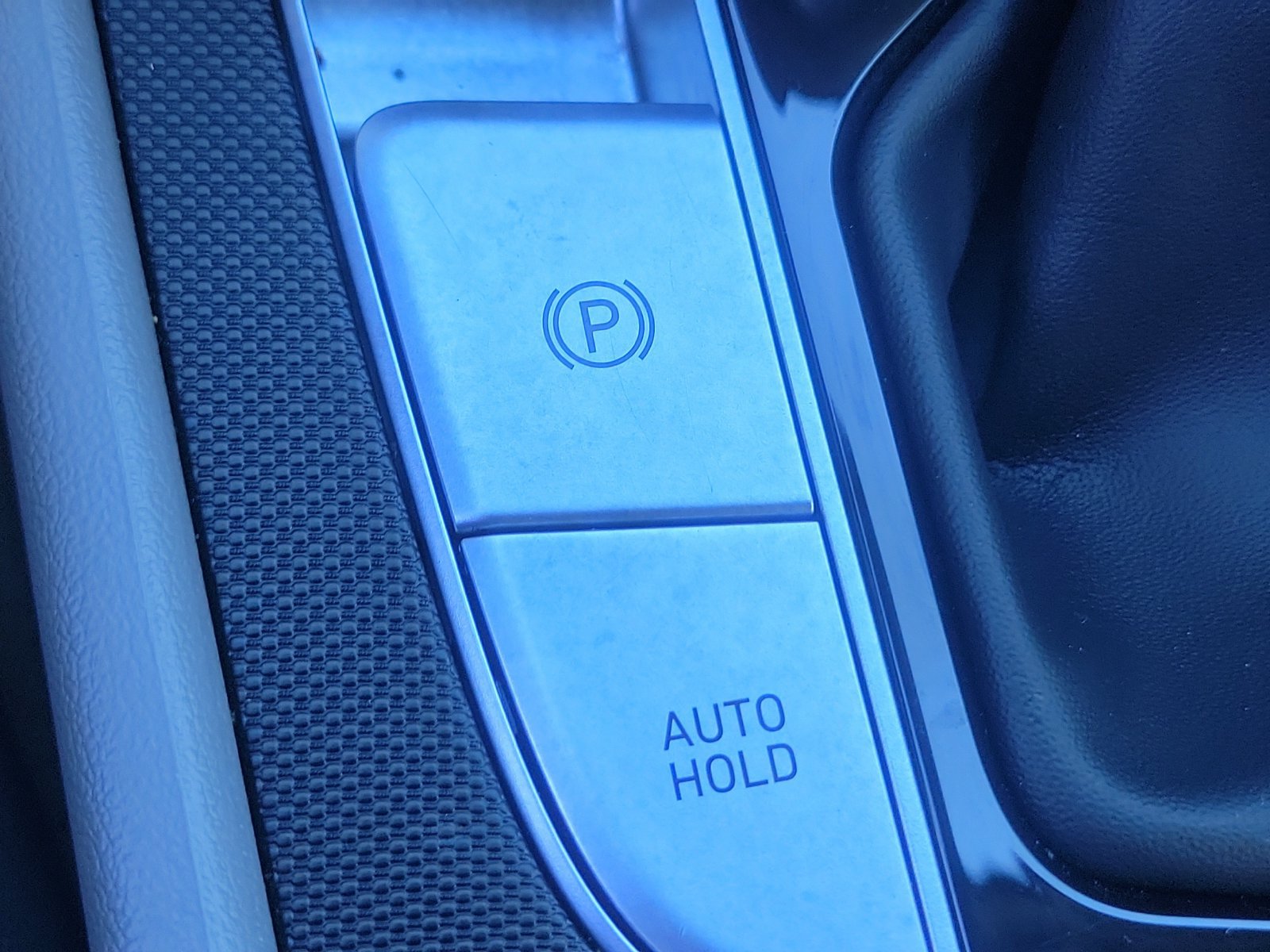 Certified 2024 Hyundai Elantra SEL w/ Convenience Package FWD image 18
