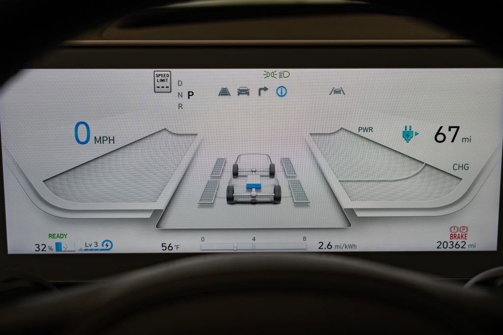 Used 2024 Hyundai Ioniq 5 Limited image 17