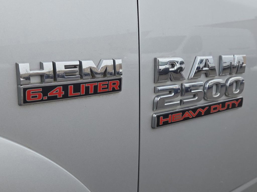 Used 2018 RAM 2500 Laramie w/ Convenience Group image 10