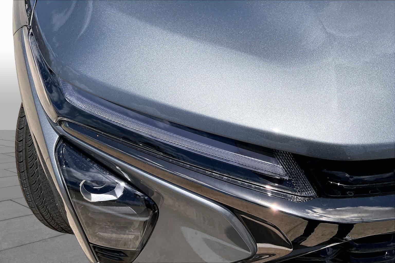 New 2026 Chevrolet Trax RS w/ Driver Confidence Package FWD image 13