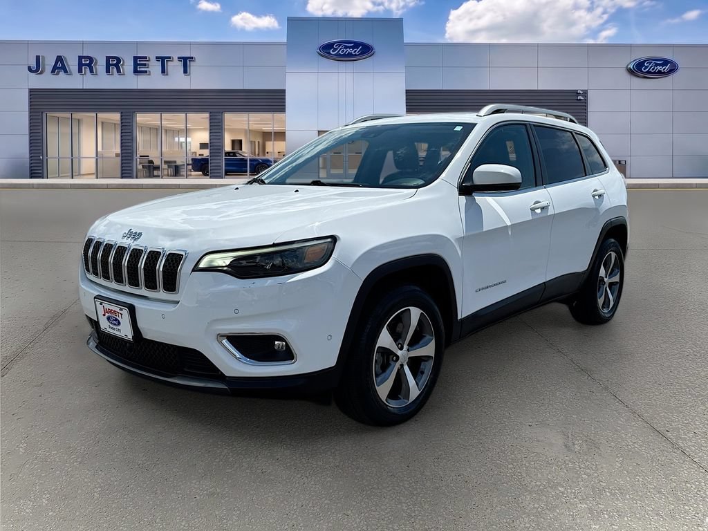 Used 2021 Jeep Cherokee Limited w/ Mopar Interior Package AWD/4WD image 3