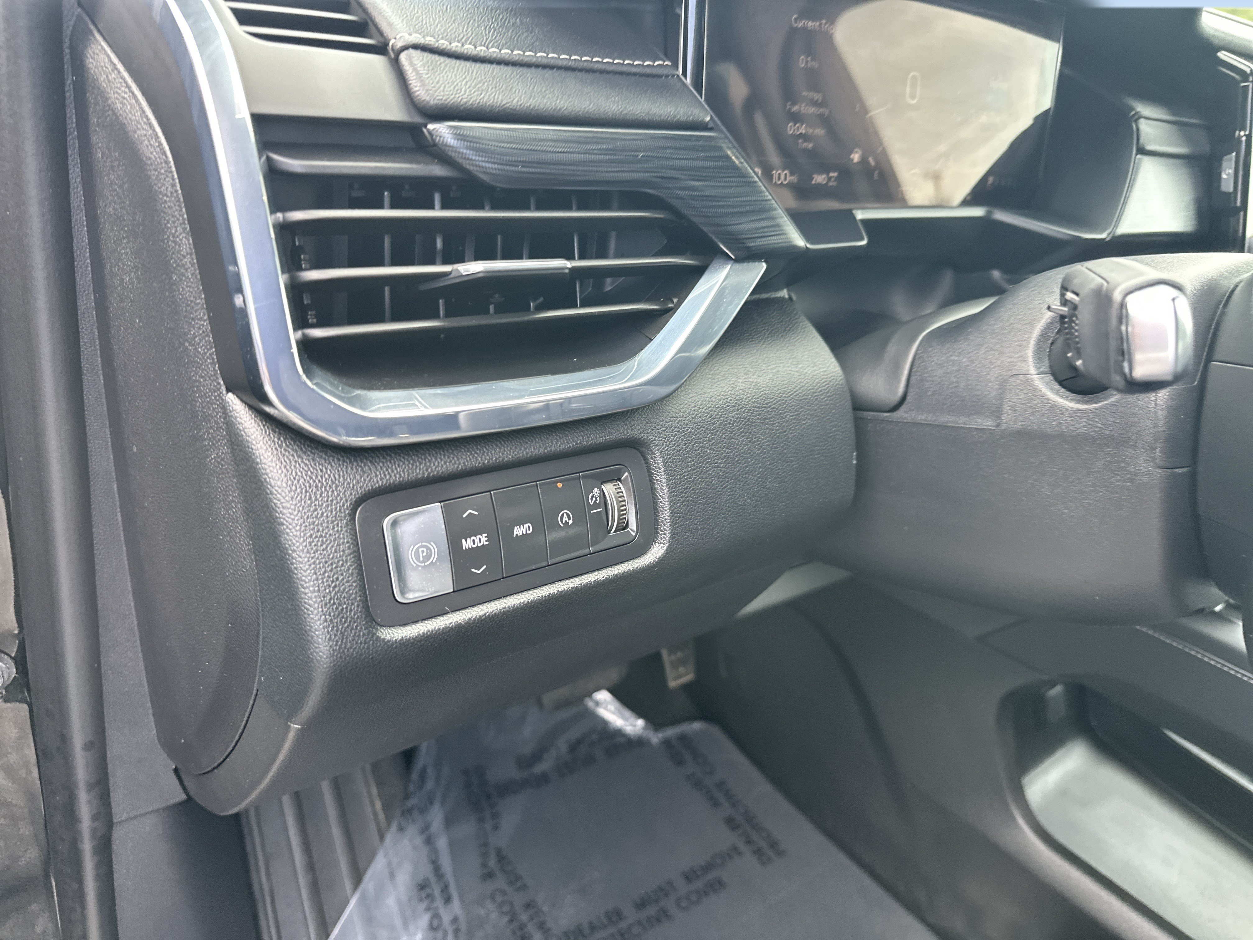 Used 2025 GMC Acadia Elevation AWD/4WD image 12
