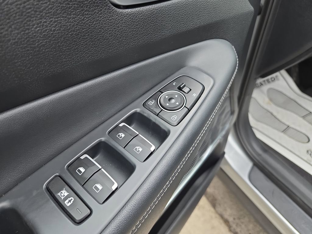 Used 2020 Hyundai Santa Fe SEL image 13