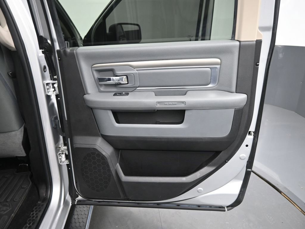 Used 2018 RAM 1500 Big Horn image 16