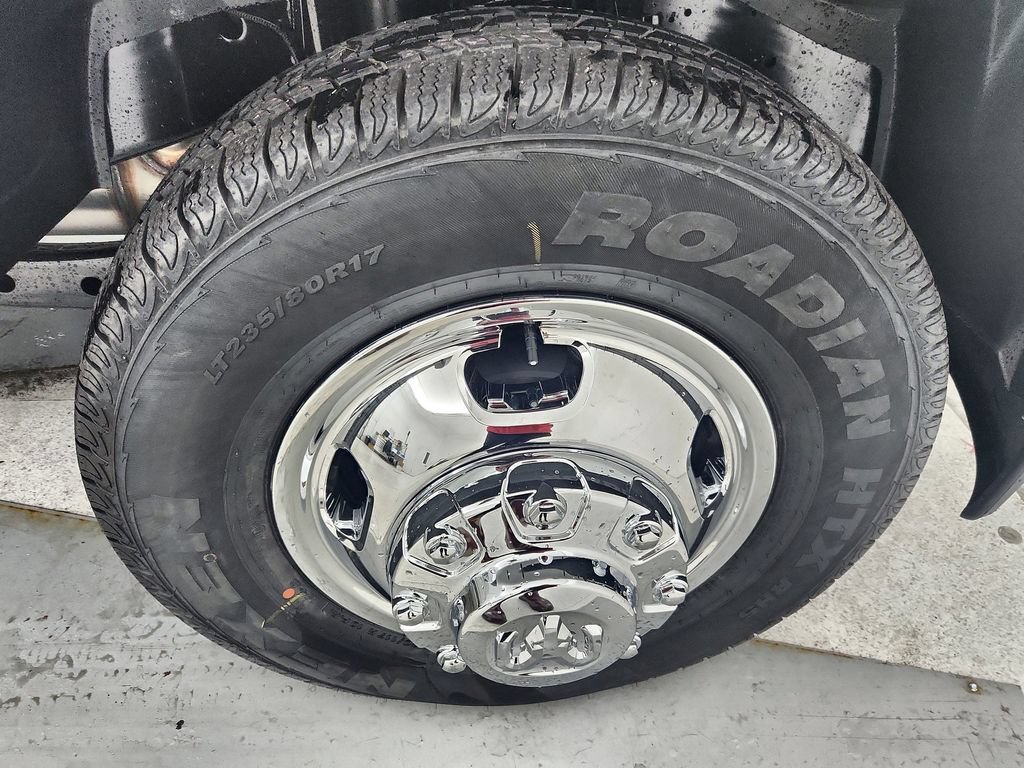 New 2026 RAM 3500 Tradesman w/ Chrome Appearance Group A AWD/4WD image 24