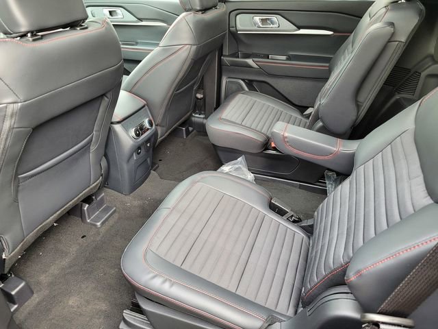 New 2026 Ford Explorer ST-Line w/ ST-Line Street Pack AWD/4WD image 16