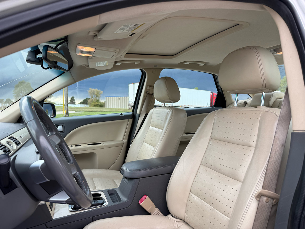 Used 2008 Mercury Sable Premier image 15