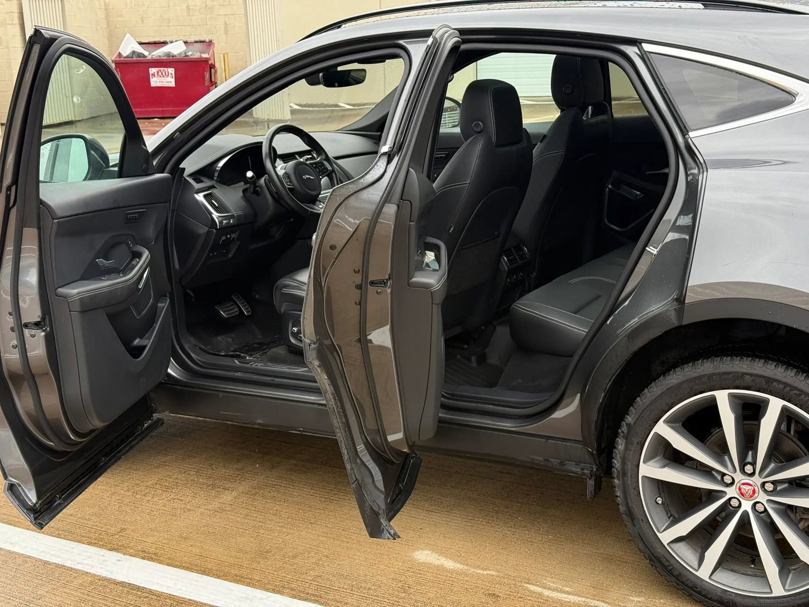 Used 2018 Jaguar E-PACE R-Dynamic HSE AWD/4WD image 10