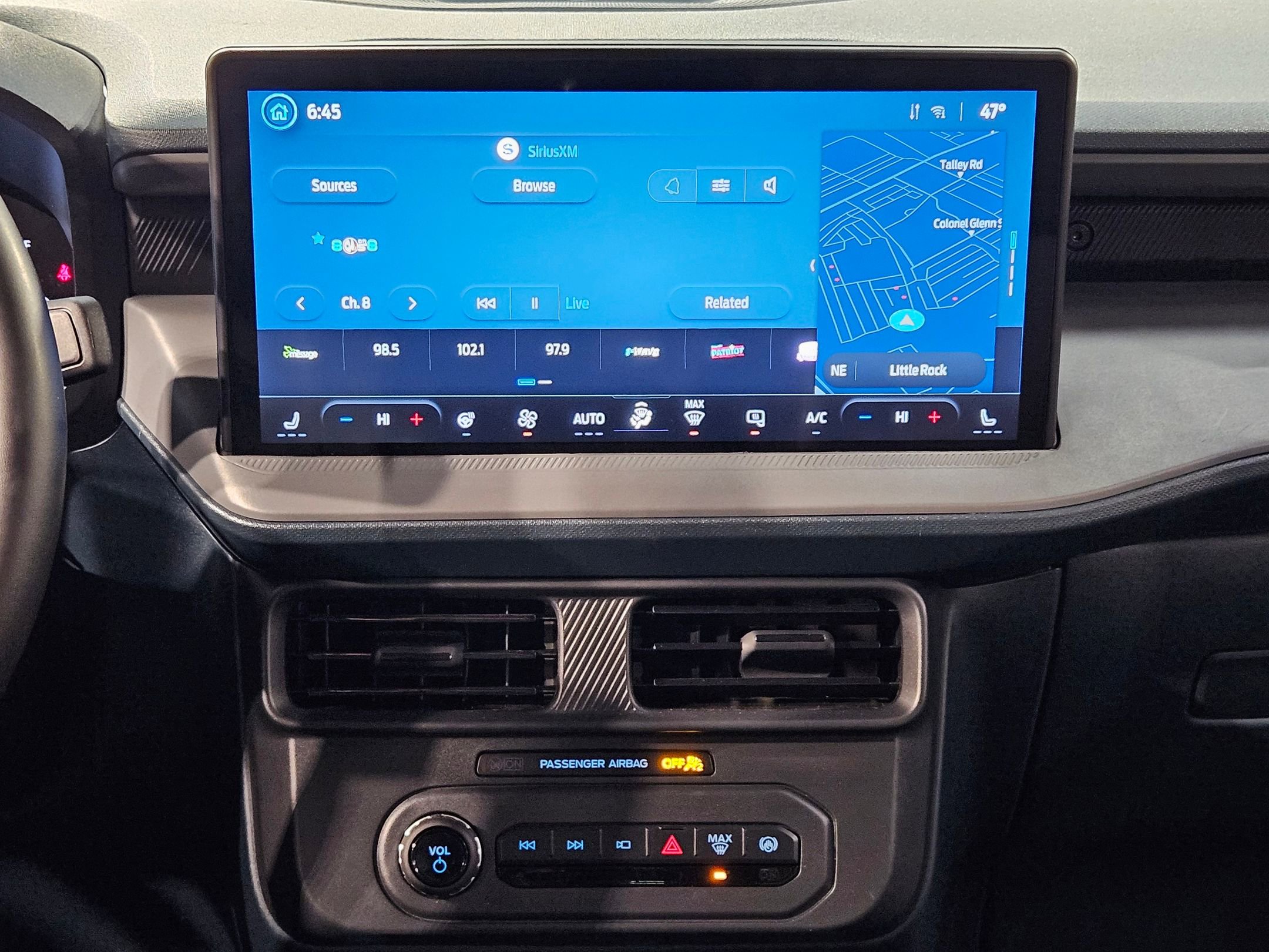 Used 2025 Ford Maverick Lariat w/ Black Appearance Package AWD/4WD image 16