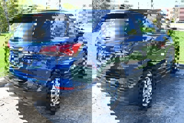 Used 2022 Chevrolet Equinox LS w/ LS Convenience Package image 5