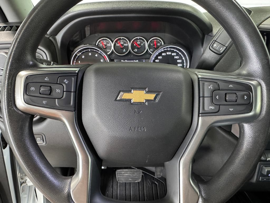 Used 2022 Chevrolet Silverado 2500 Custom w/ Custom Value Package AWD/4WD image 15