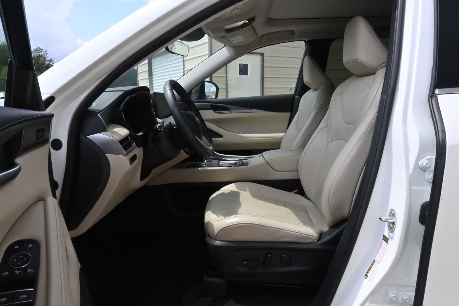 Certified 2023 INFINITI QX60 Luxe w/ Cargo Package AWD/4WD image 13