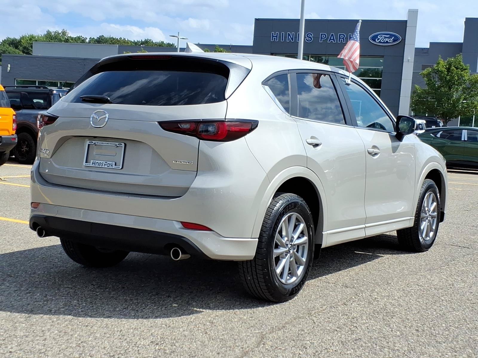 Used 2025 MAZDA CX-5 AWD 2.5 S w/ Select Package image 7