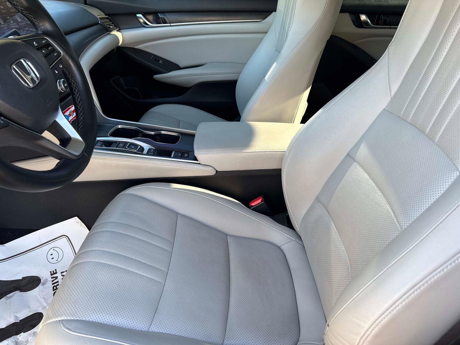 Used 2022 Honda Accord Touring image 21