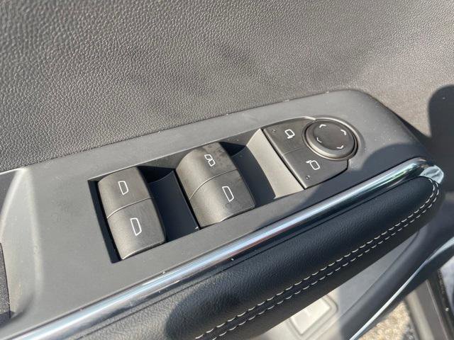 New 2026 GMC Acadia Elevation image 12