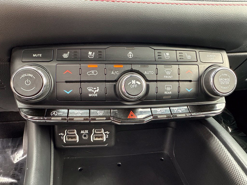 Used 2023 Dodge Durango GT AWD/4WD image 31