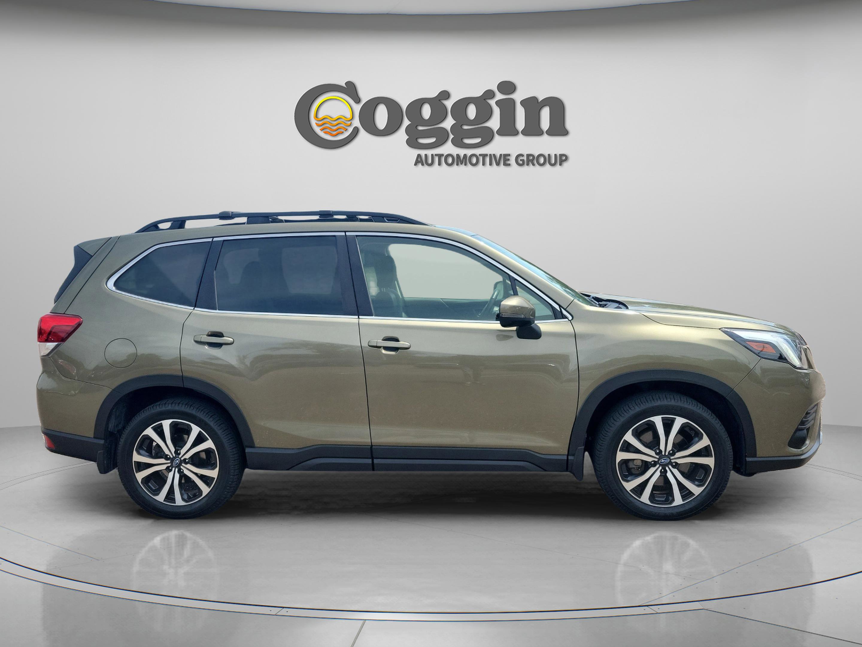 Used 2023 Subaru Forester Limited image 5