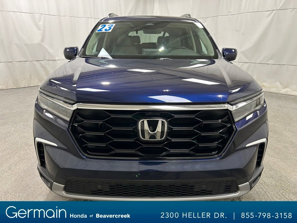 Used 2023 Honda Pilot Touring image 3