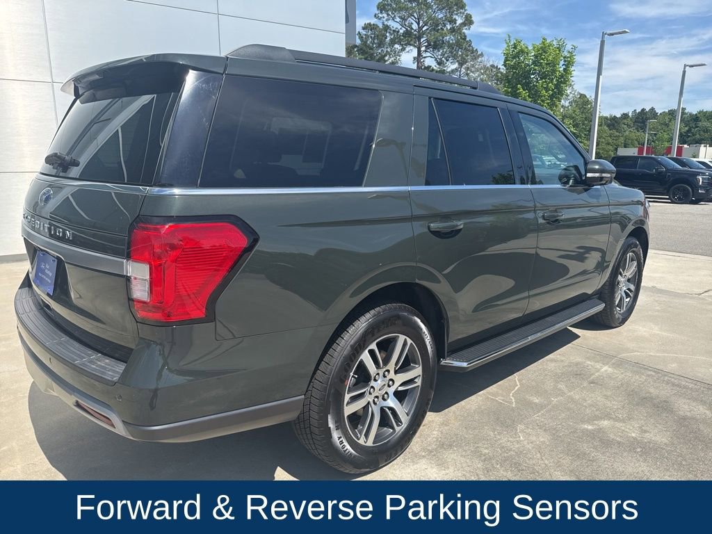 Used 2023 Ford Expedition XLT image 6