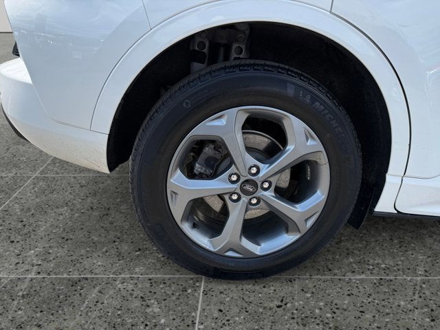Used 2023 Ford Escape ST-Line w/ Tech Pack #1 AWD/4WD image 11