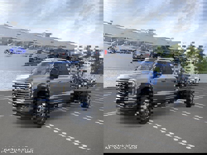 New 2026 Ford F550 4x4 Crew Cab Super Duty image 1