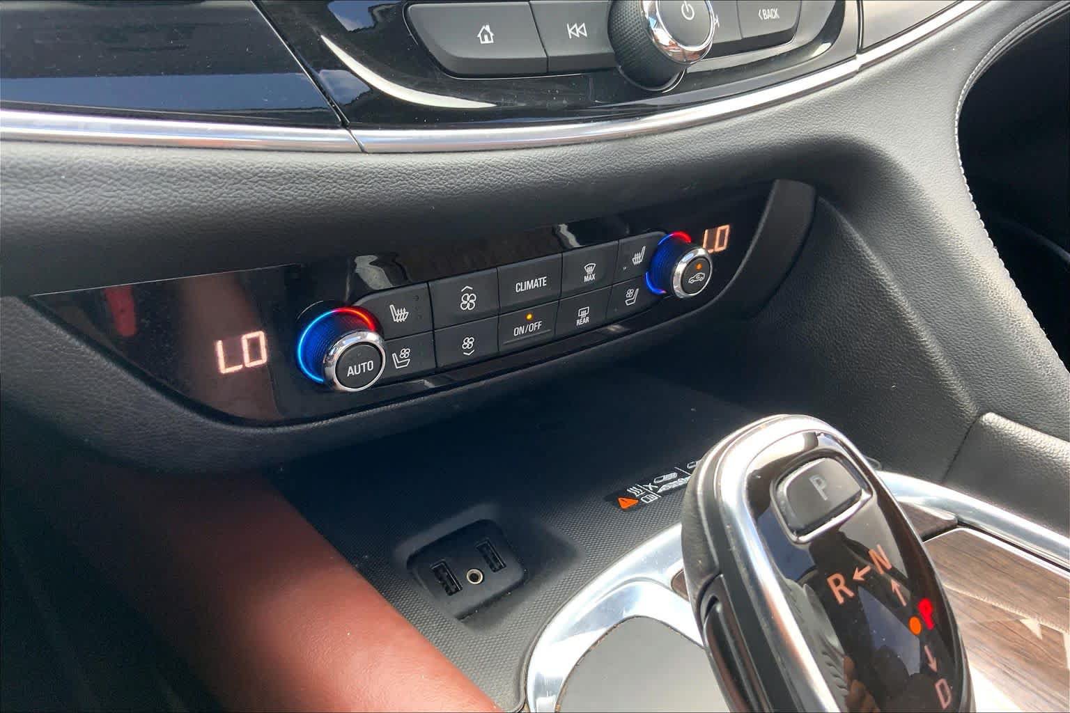 Certified 2018 Buick Enclave Avenir w/ Avenir Technology Package FWD image 35
