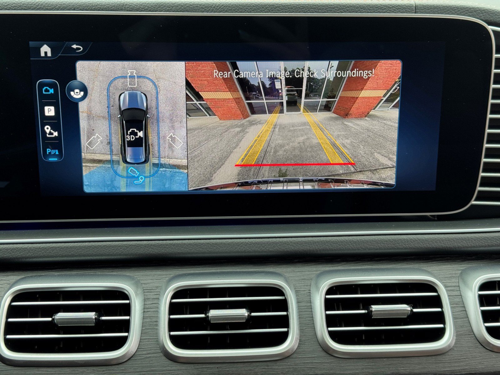 Used 2026 Mercedes-Benz GLS 580 4MATIC w/ Night Package image 37