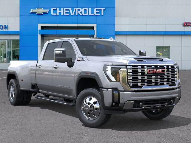 New 2026 GMC Sierra 3500 Denali w/ Denali Reserve Package image 7