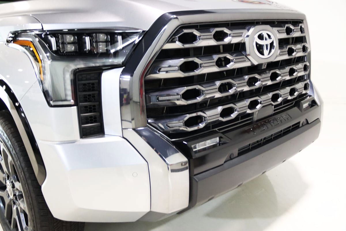 Used 2024 Toyota Tundra Platinum AWD/4WD image 25