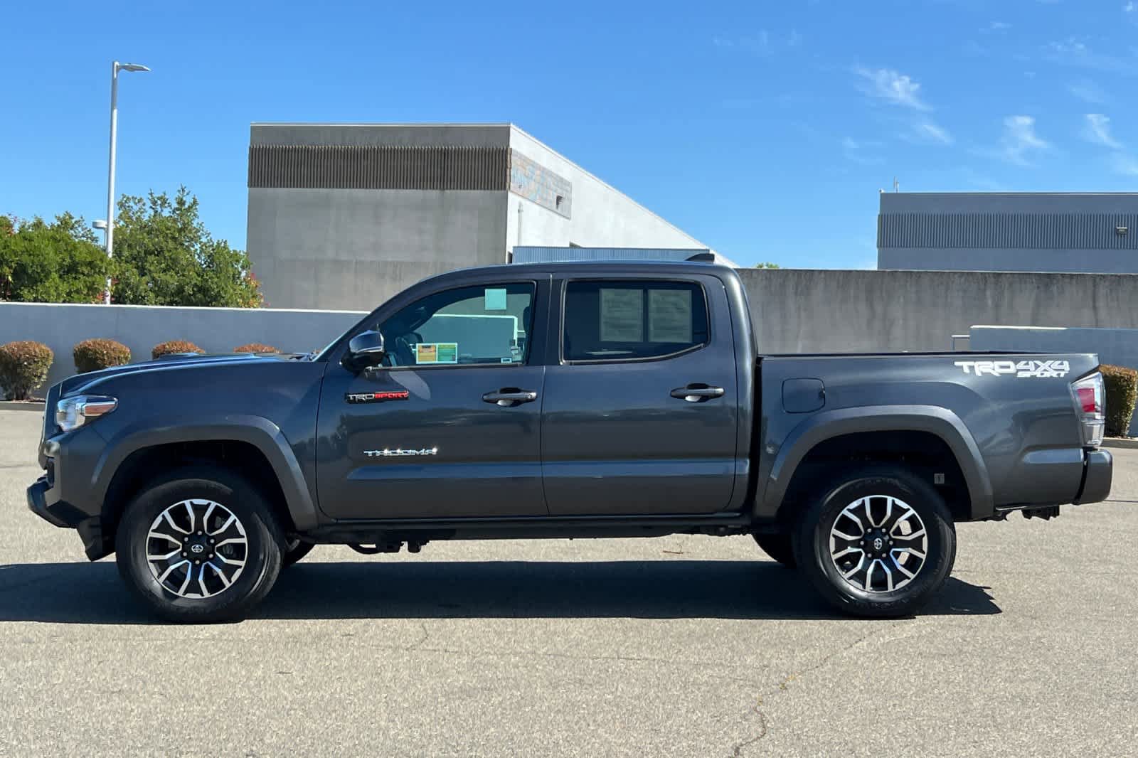 Certified 2023 Toyota Tacoma TRD Sport w/ TRD Premium Sport Package AWD/4WD image 9