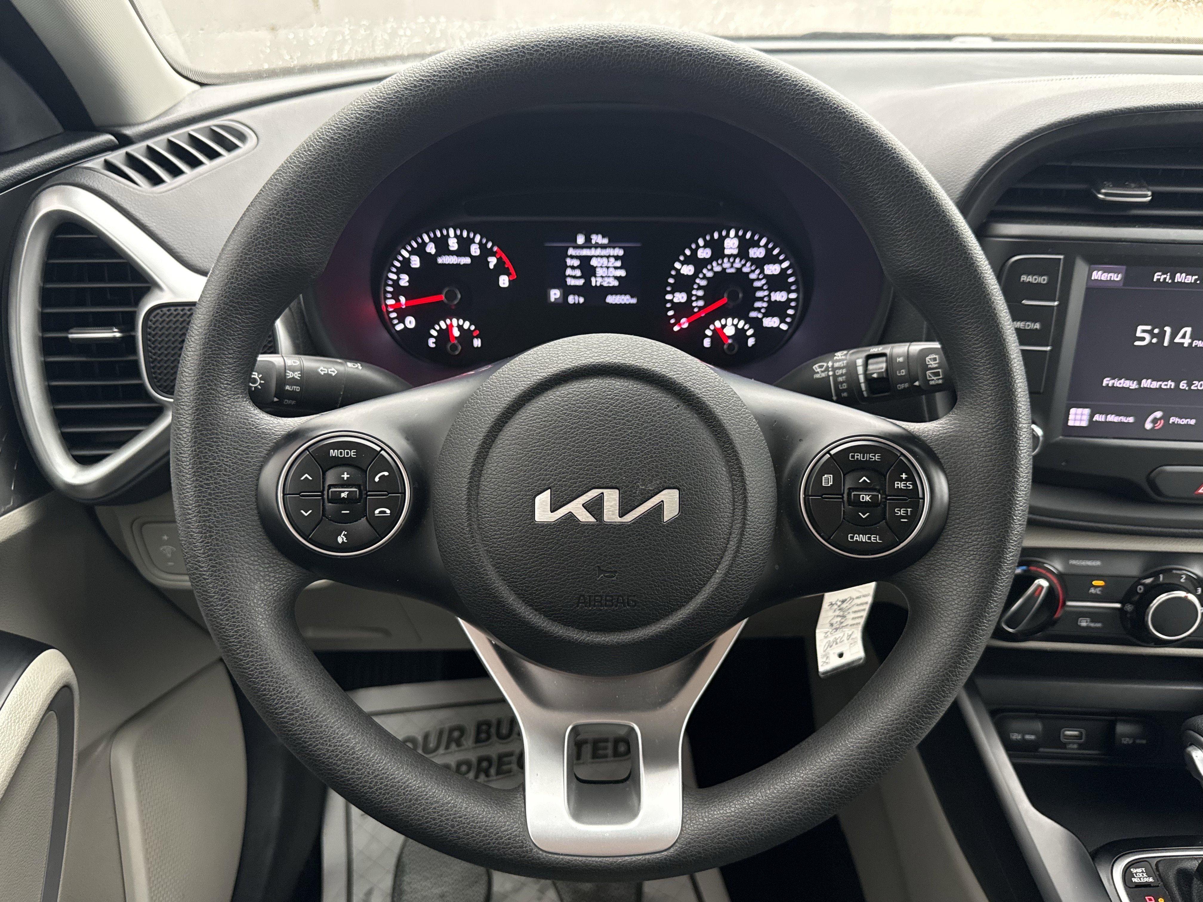 Used 2022 Kia Soul LX image 13